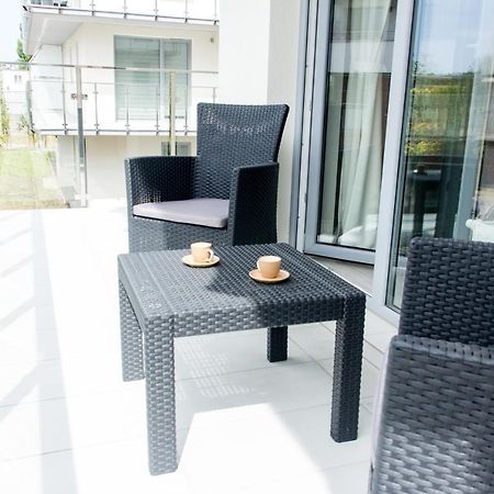 Komfortowy Apartament Lazur Z Garazem 코워브제크 외부 사진